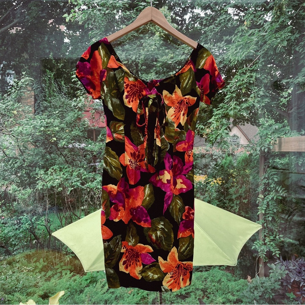 Tailor made Floral Dress, Size Small
